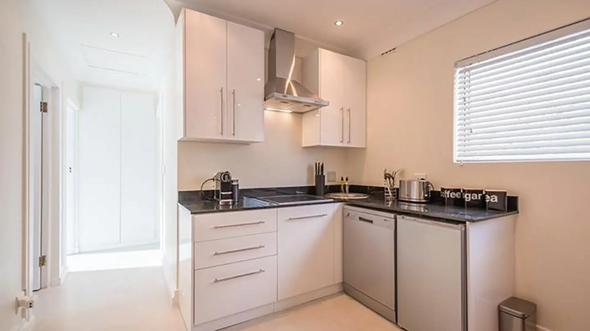 2 On Medburn Apartment Cape Town
